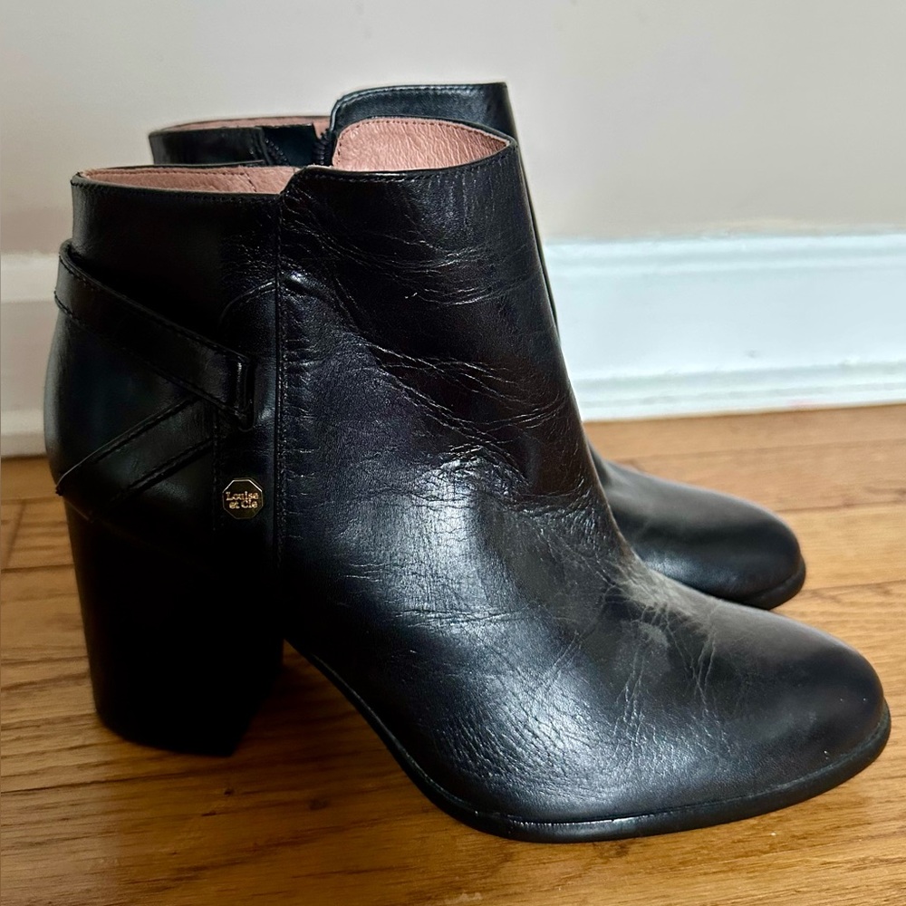 Louise et Cie Zanara black ankle boots 7.5 excellent condition